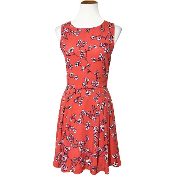 SOLD-Cupcakes and Cashmere Floral Cutout Dress - Picture 2 of 11